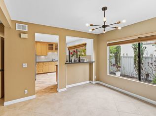 8246 Caminito Modena, La Jolla, CA 92037