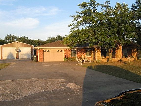2nd image of 3050 Highway 48