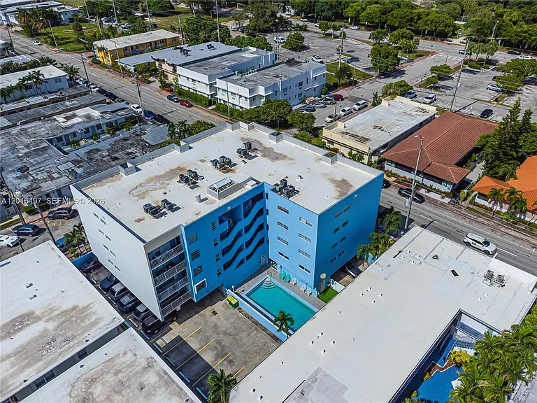 8340 Harding Ave #201 — Photo 27