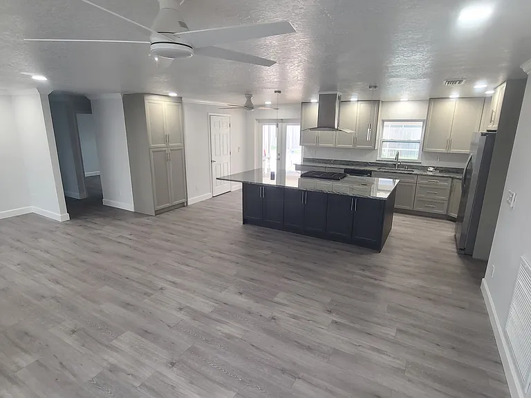 1815 N Banana River Dr — Photo 8