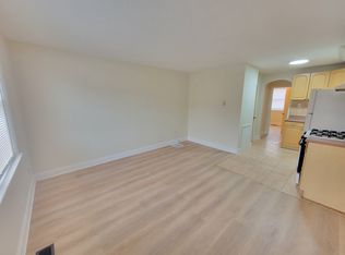 526 W Clapier St #1, Philadelphia, PA 19144