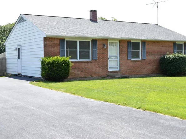 1719 Bollinger Rd, Westminster, MD 21157