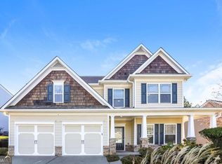 2110 Village Green Dr, Fairburn, GA 30213
