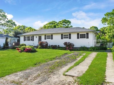 9 Arrowhead Drive, Shirley, NY, 11967
