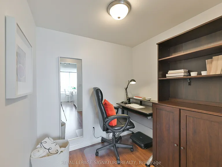 212 Eglinton Ave E #1907 — Photo 15