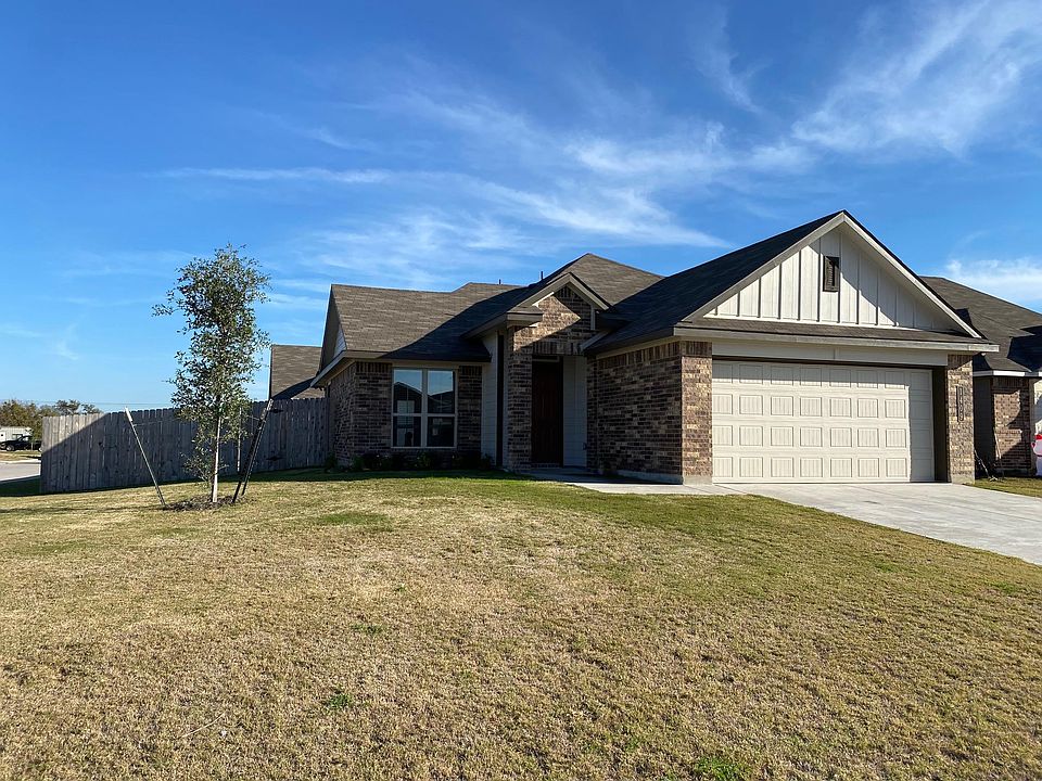 1st image of 1409 Kiskadee Branch Dr