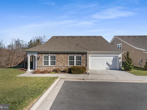 67 Harpers Mill Way, Lovettsville, VA 20180