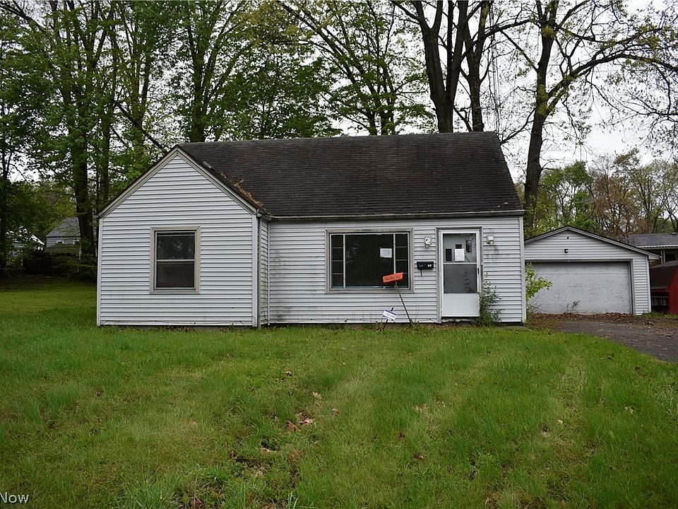 1st image of 3424 Ambert Ave