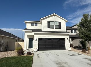 318 S Sunset Point Way, Meridian, ID 83642