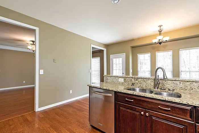 3601 Straussburg Woods Ln — Photo 22