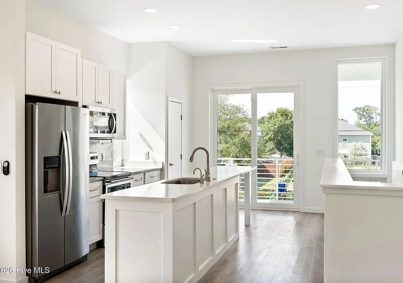 Charming 3BR Townhouse in Carolina Beach walking distance from the beach — Photo 4