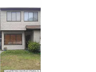 176 Arlington Place  image 1 of 5