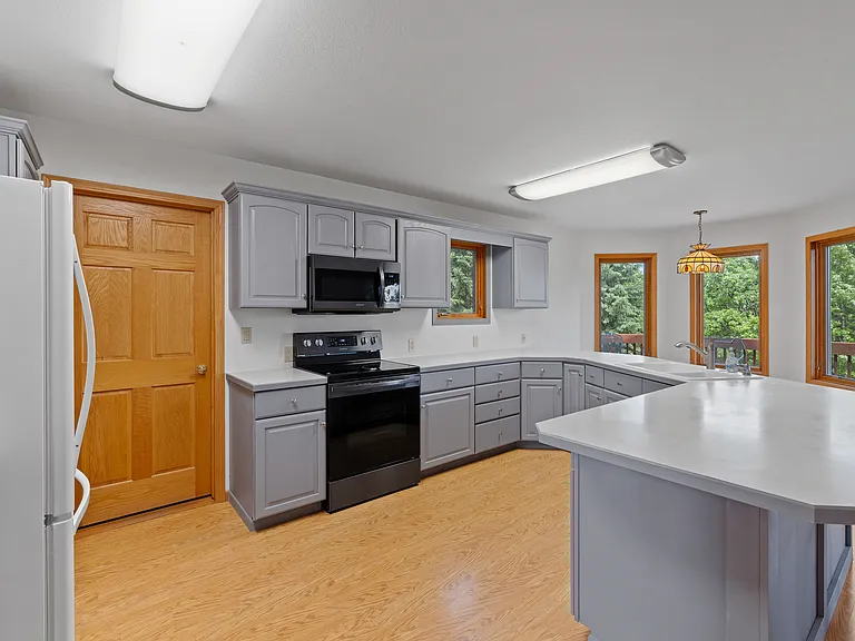 1132 Enchantment Rd — Photo 24