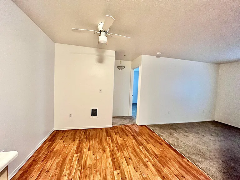 Cedarhurst Village — Photo 19