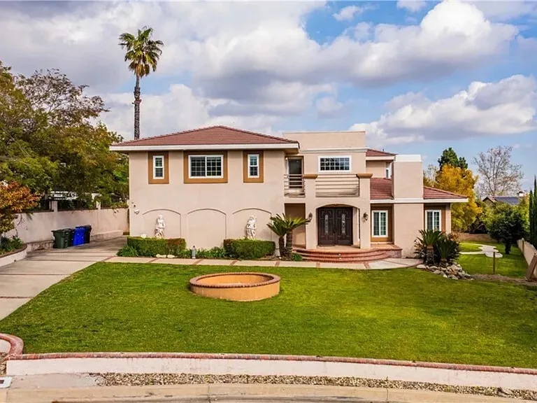 5075 Calypso Ct — Photo 12