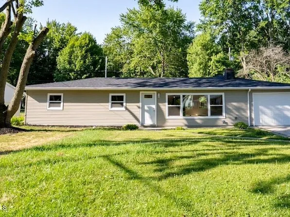 217 Glenwood Dr, Defiance, OH 43512