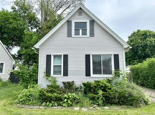 7584 Jackson Ave, Warren, MI 48091