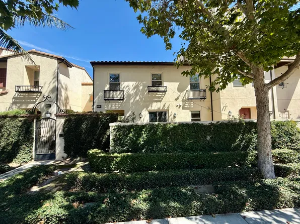 2903 W Edinger Ave, Santa Ana, CA 92704