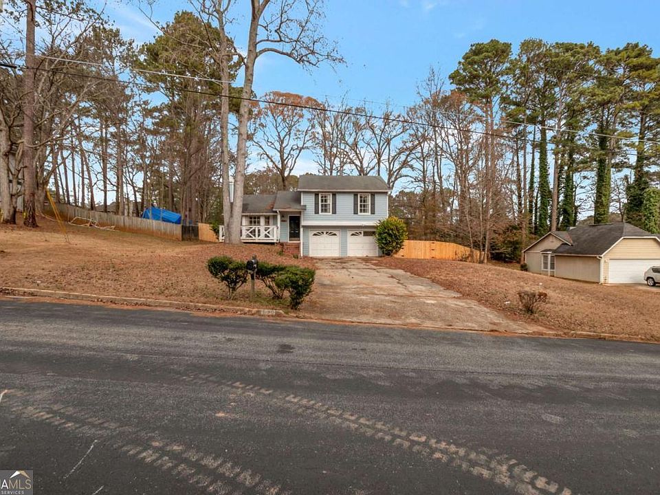 1st image of 1530 Pin Oak Ln SE