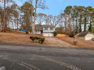 1530 Pin Oak Ln SE, Conyers, GA 30094