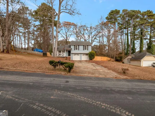 1530 Pin Oak Ln SE, Conyers, GA 30094