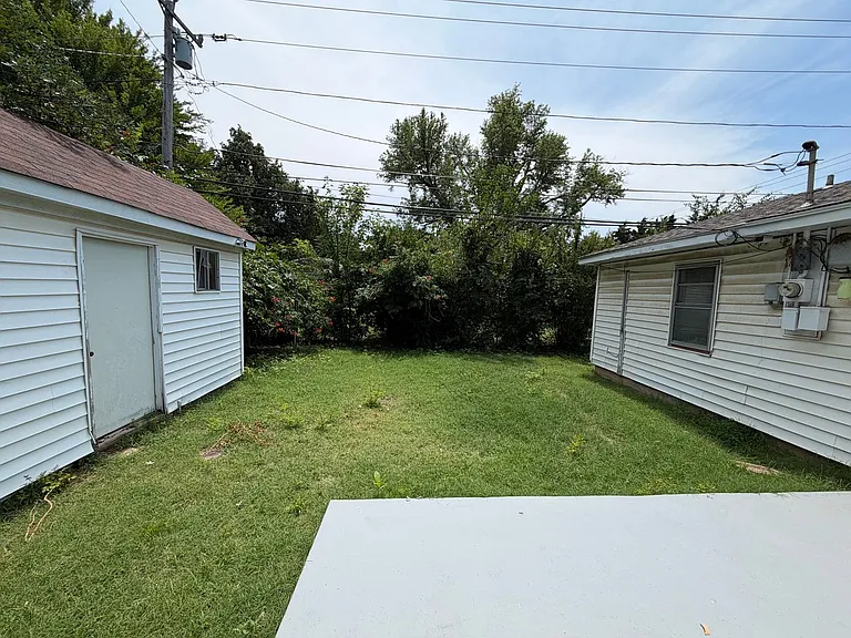 3506 N Peniel Ave — Photo 10