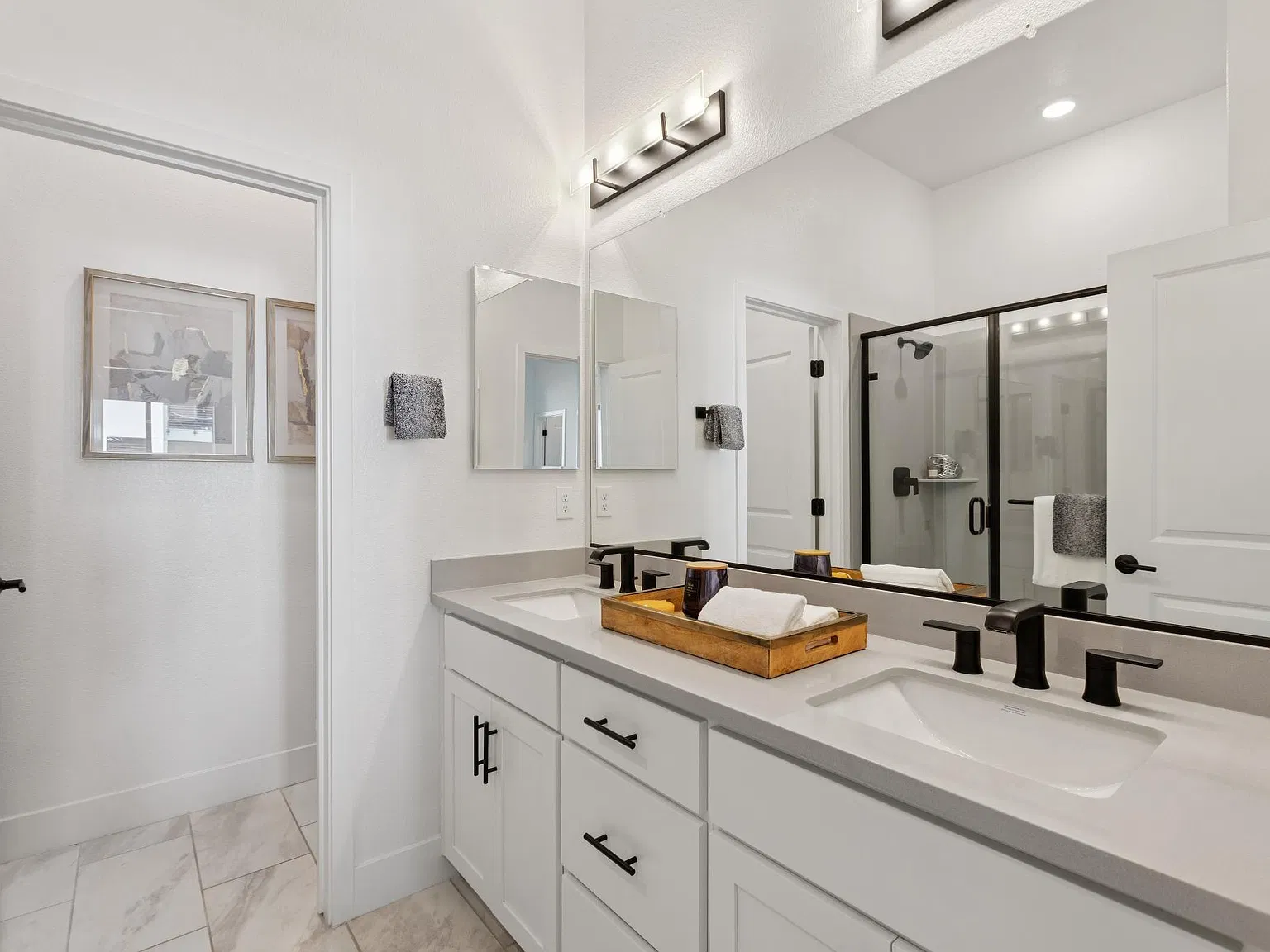 4 bed, 2.5 bath, 1807 sqft, $7,000 — Photo 4