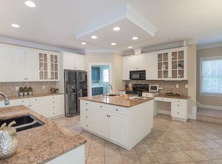 1612 Burgess Hill Ct, Apex, NC 27539