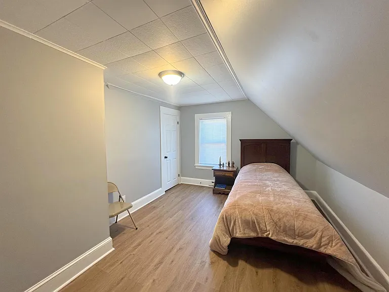 32 Claremon St #1 — Photo 15