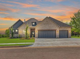 8302 Wren Way, Guthrie, OK 73044