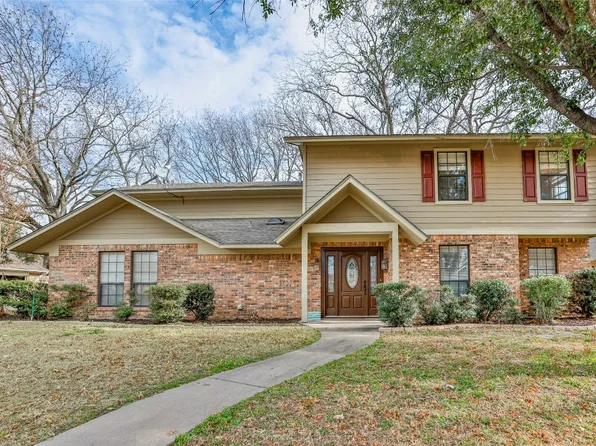 404 Aspen Rd, Gainesville, TX 76240