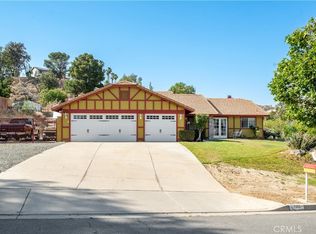 7205 Ridgeline Dr, Riverside, CA 92509