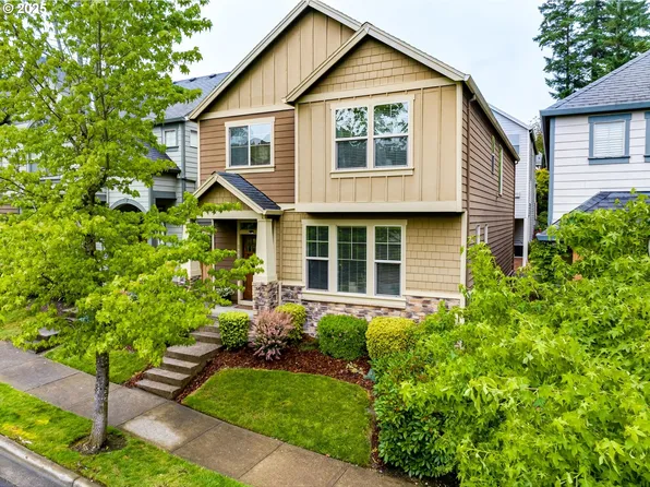 880 SW Mozart Ter, Portland, OR 97225