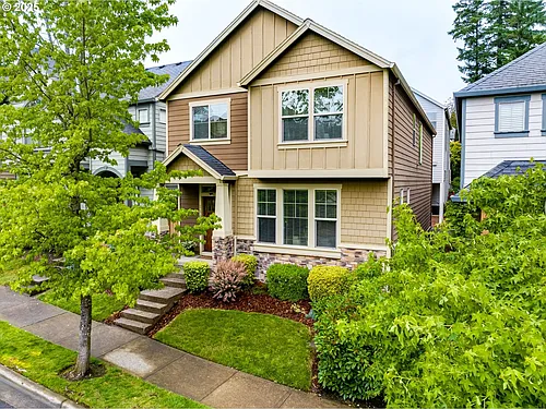 880 SW Mozart Ter Photo 1