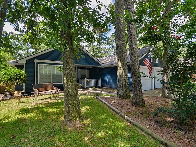 3218 Lake Stream Dr — Photo 4