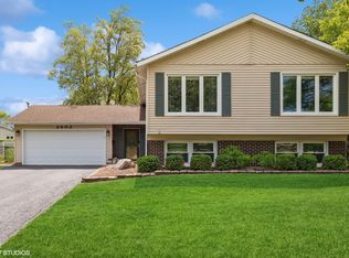 2602 N Walnut Ave, Arlington Heights, IL 60004