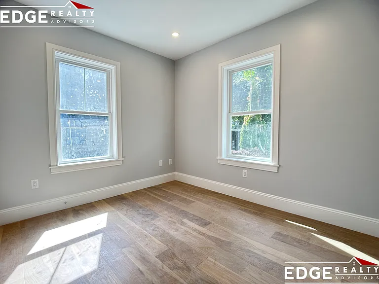 51 Fairbanks St #1 — Photo 9