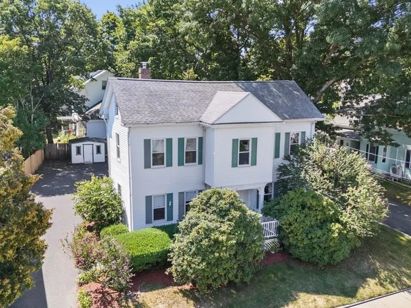 32 Vernon St, Waltham, MA 02453
