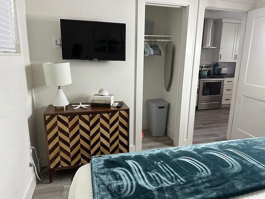 1 bed, 1.0 bath, 450 sqft, $1,750 — Photo 3