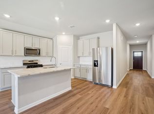 2215 Mustang Way, Seagoville, TX 75159