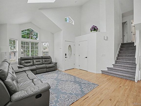 2nd image of 1218 Ascot Avenue