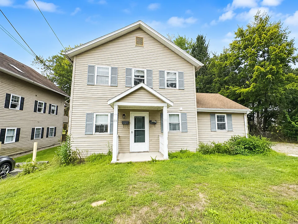 35 N Main St #1