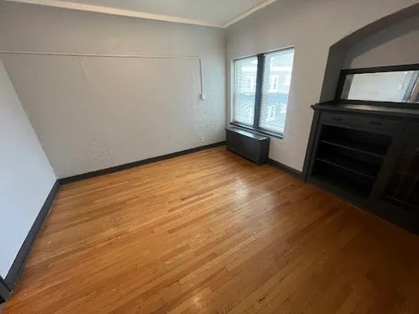 2946 N 2nd St APT 307, Milwaukee, WI 53212