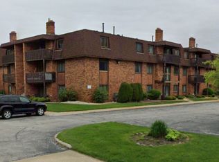 931 W Glen Park Ave APT 102, Griffith, IN 46319
