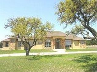 280 Blue Bird Cir, Kerrville, TX 78028