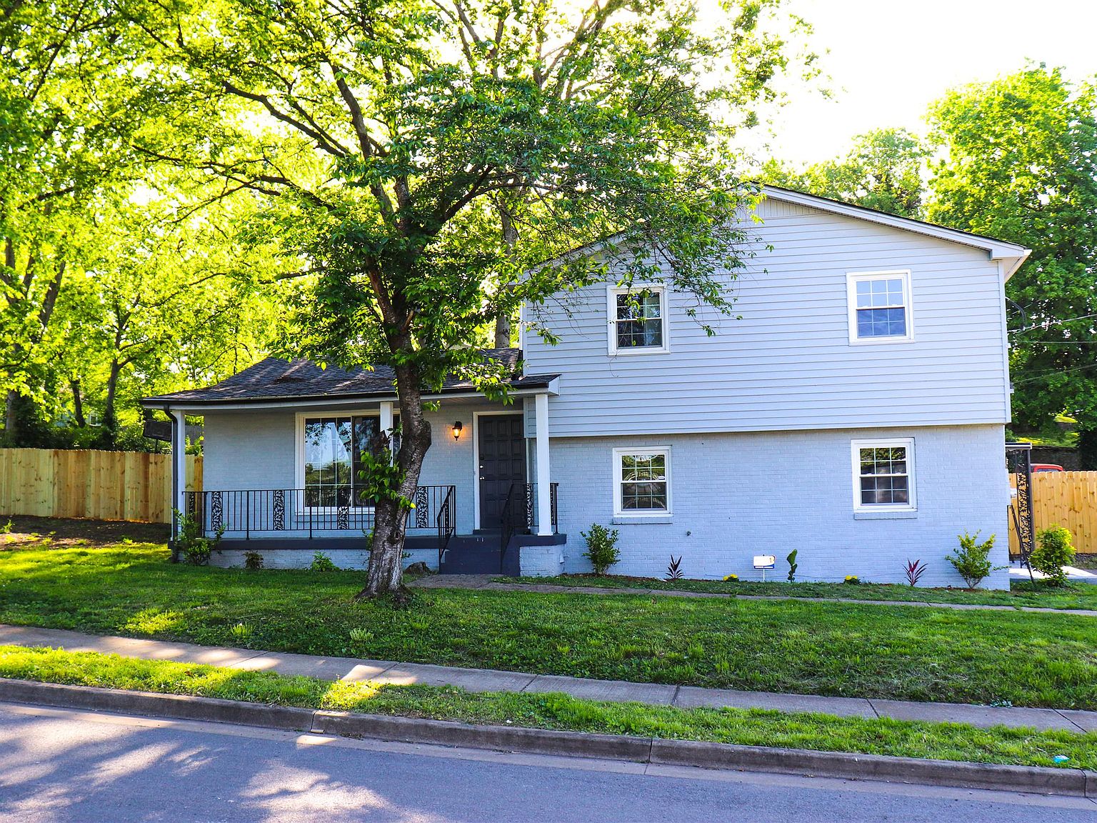 1701 Simpkins St, Nashville, TN 37208 Zillow