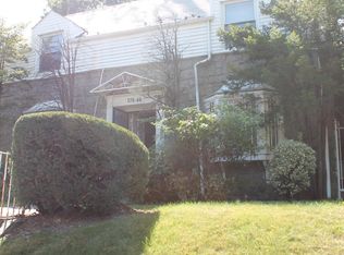 17544 Grand Central Pkwy, Jamaica Estates, NY 11432