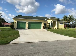2032 SE Allamanda Dr, Port Saint Lucie, FL 34952