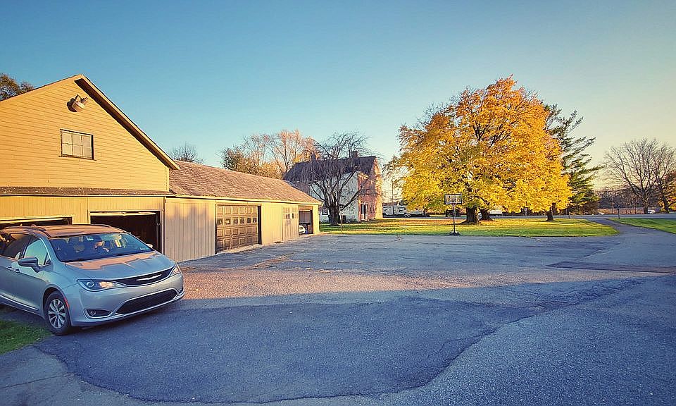 3150 Newburg Rd, Nazareth, PA 18064 Zillow