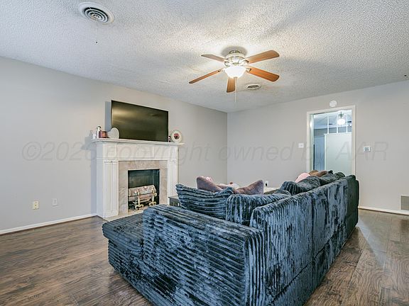 4th image of 3407 Janet Dr